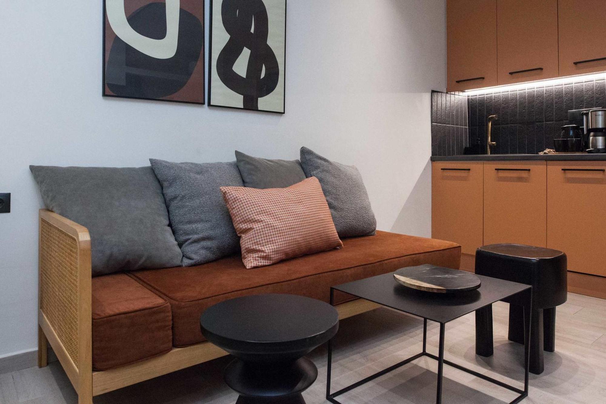 Lovely Brand New Near Victoria Metro Apartament *