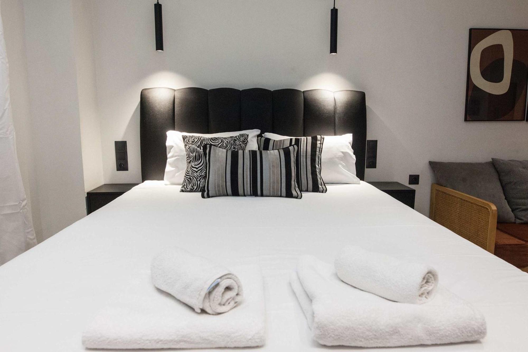 Lovely Brand New Near Victoria Metro *